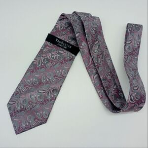 NWT VAN HEUSEN Gray & Purple Paisley Necktie XL 65 in.